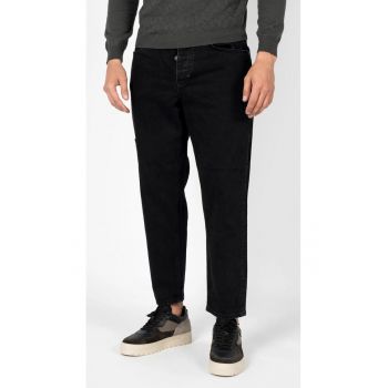 Blugi crop cu croiala conica Dean -