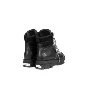 Ghete din piele cu sireturi -