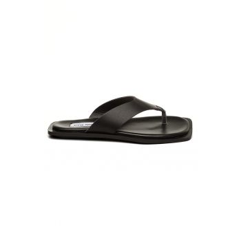 Papuci fli-flop din piele