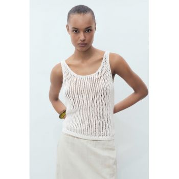 Top cu model corsetat