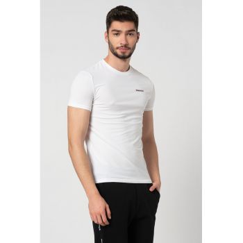 Tricou de casa cu logo