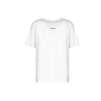 Tricou lejer cu decolteu la baza gatului -