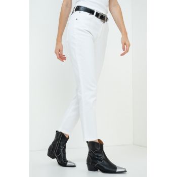 Blugi capri cu talie medie