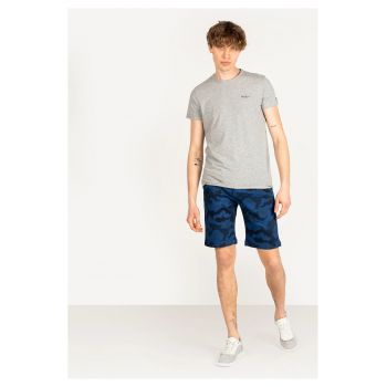 Pantaloni scurti cu model camuflaj Owen -