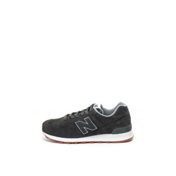 Pantofi sport de piele intoarsa cu insertii textile 574