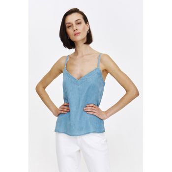 Top de denim cu decolteu in V