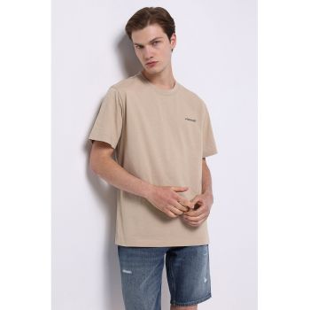 Tricou din bumbac cu imprimeu grafic si text pe partea din spate