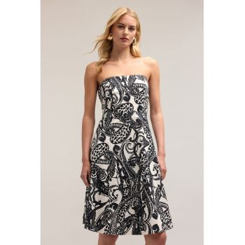 Rochie cu model si croiala A