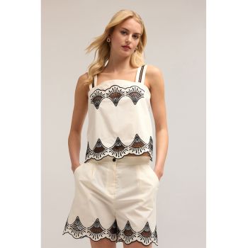 Bluza crop cu terminatii valurite