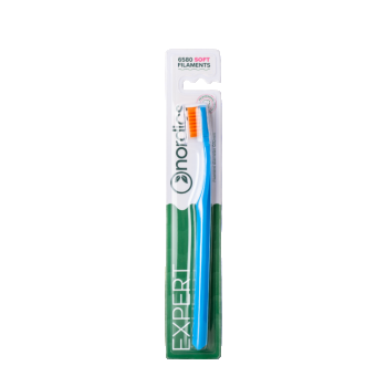 Periuta de dinti Expert Curve 6580 filamente - moale - albastru Nordics