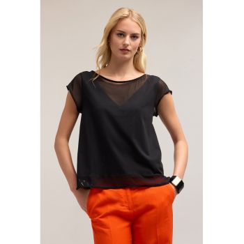 Tricou cu insertii semi-transparente