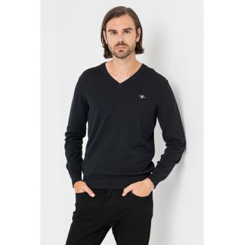 Pulover cu decolteu in V Classic