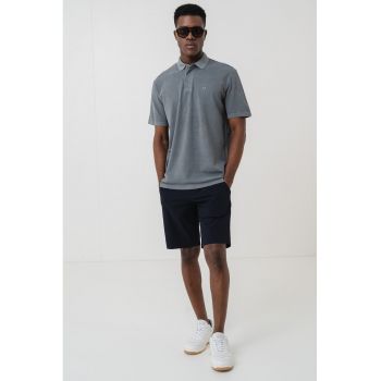 Tricou polo cu logo discret