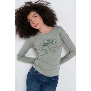 Bluza cu imprimeu floral si text
