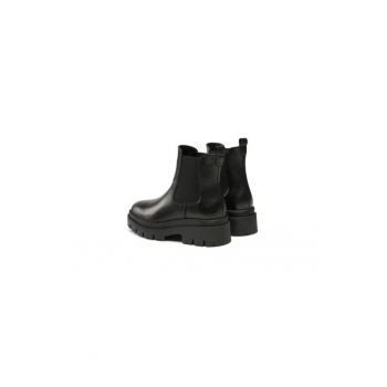 Ghete dama  303133405 - Piele naturala - 40 EU - Negru