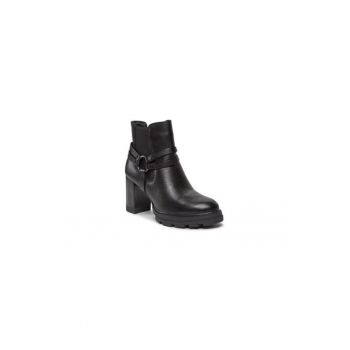 Ghete dama  303142476 - Piele naturala - 41 EU - Negru