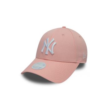 Sapca cu logo brodat Essential