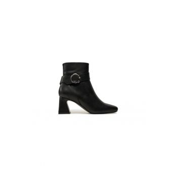 Ghete dama  304498695 - Piele naturala - 41 EU - Negru