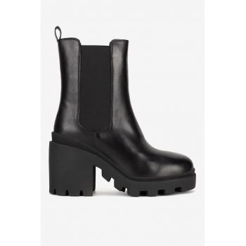 Ghete dama  5905588958871 - Piele naturala - 41 EU - Negru