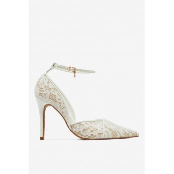 Pantofi  albi din textil