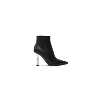 Ghete dama  304383366 - Piele naturala - Negru