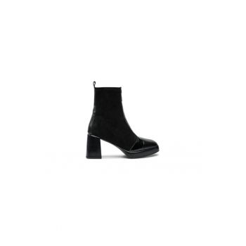 Ghete dama  304400650 - Piele naturala - 39 EU - Negru