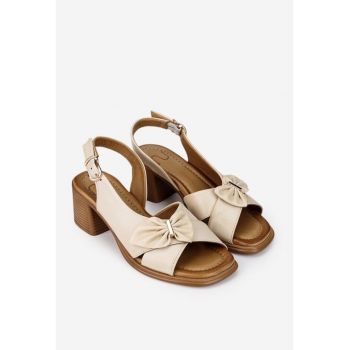 Sandale dama  din piele bej cu ornament