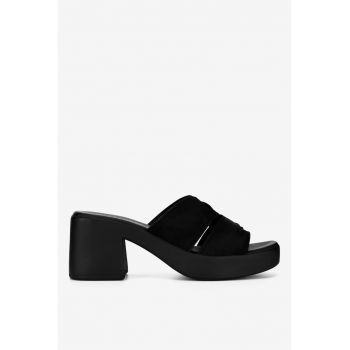 Papuci dama  5905588618591 - Piele nabuc - Negru