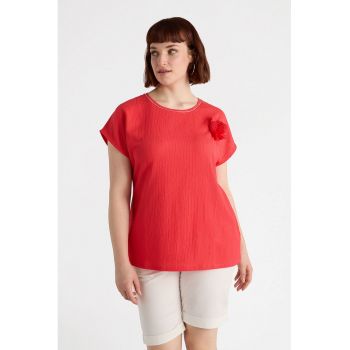 Bluza cu maneci scurte si aplicatie florala