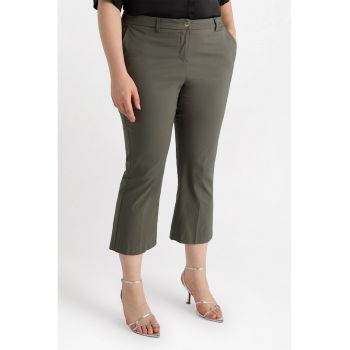Pantaloni capri cu buzunare oblice