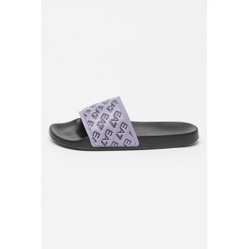 Papuci unisex cu logo stantat