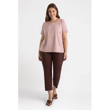 Pantaloni crop cu croiala conica