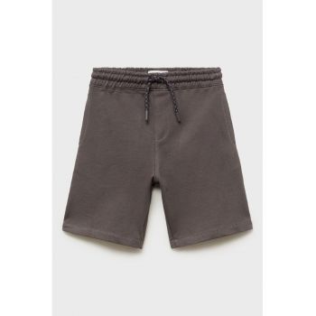 Pantaloni scurti cu buzunare