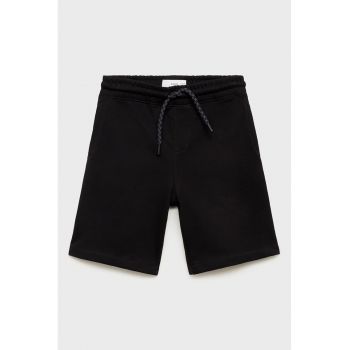 Pantaloni scurti cu buzunare