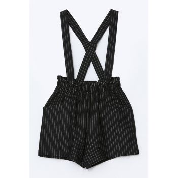 Pantaloni scurti cu model in dungi si barete