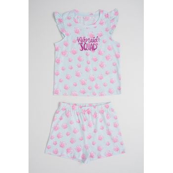 Pijama cu pantaloni scurti si model grafic - 2 piese
