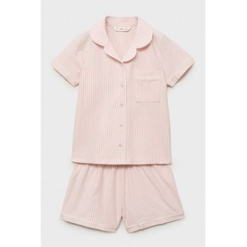 Pijamale cu pantaloni scurti si model in dungi