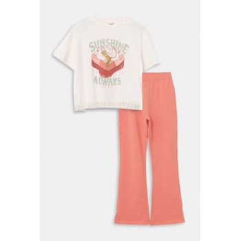 Set de pantaloni de trening si tricou crop