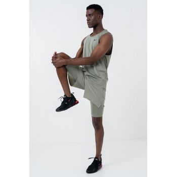 Top cu tehnologie Dri-FIT - pentru antrenament Ready