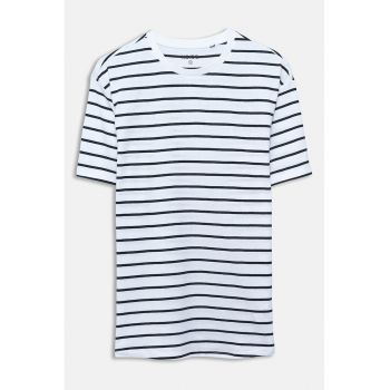 Tricou cu decolteu la baza gatului si dungi