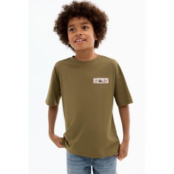 Tricou cu decolteu la baza gatului si imprimeu pe partea din spate