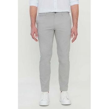 Pantaloni chino slim-fit