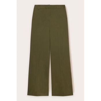 Pantaloni cu croiala ampla