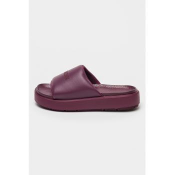 Papuci de piele cu logo brodat Jordan Sophia