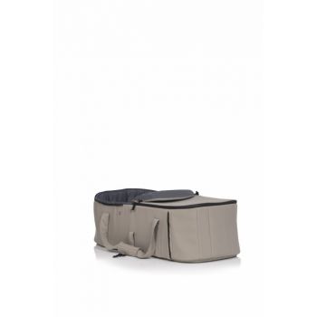Port bebe Easy Go Echo Carrier, cu intaritura si manere pentru transport, cu husa de picioruse si capotina, dimensiune 75 x 30 x 20 cm, Savana Beige