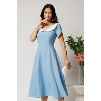 Rochie midi bleu din stofa in clos cu guler alb si perle margelute la maneci