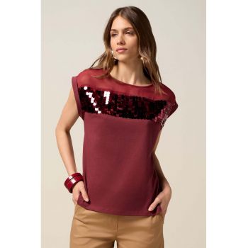 Tricou cu aplicatii cu paiete