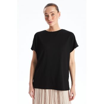 Tricou cu decolteu la baza gatului si aspect striat