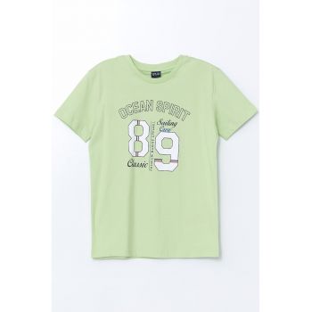 Tricou cu decolteu la baza gatului si imprimeu