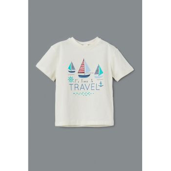 Tricou cu imprimeu grafic si text